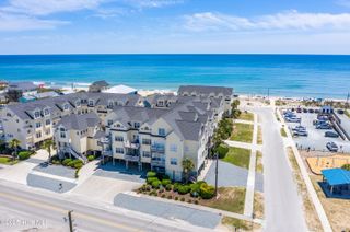 203 Summer Winds Place, Surf City, NC 28445