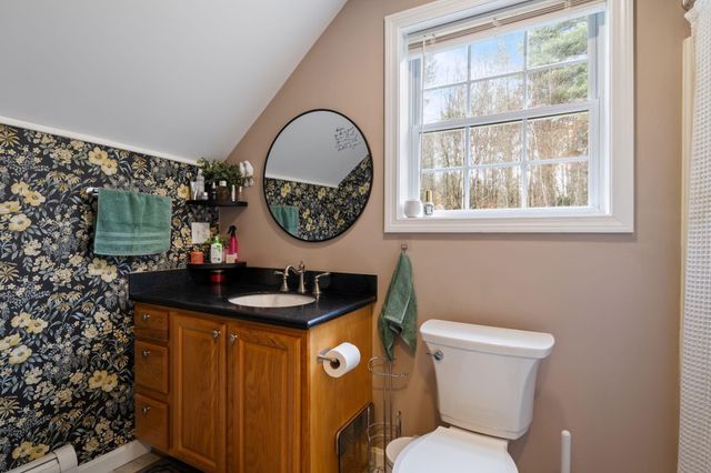 19 Meadow Lark Lane, Epsom, NH 03234