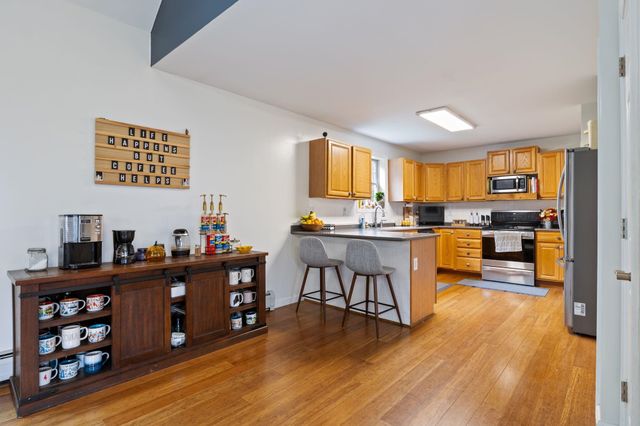 19 Meadow Lark Lane, Epsom, NH 03234