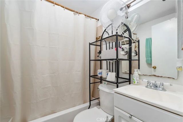 1741 61st Street, Los Angeles, CA 90001