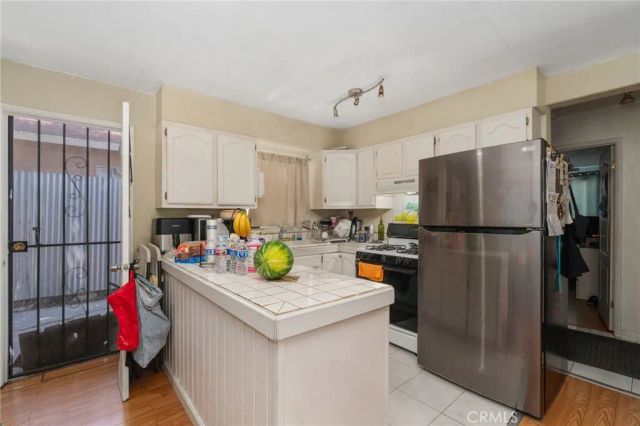 1741 61st Street, Los Angeles, CA 90001