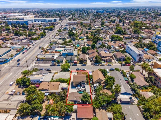 1741 61st Street, Los Angeles, CA 90001