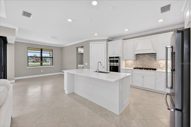 18025 HARWICH PLACE, Bradenton, FL 34202