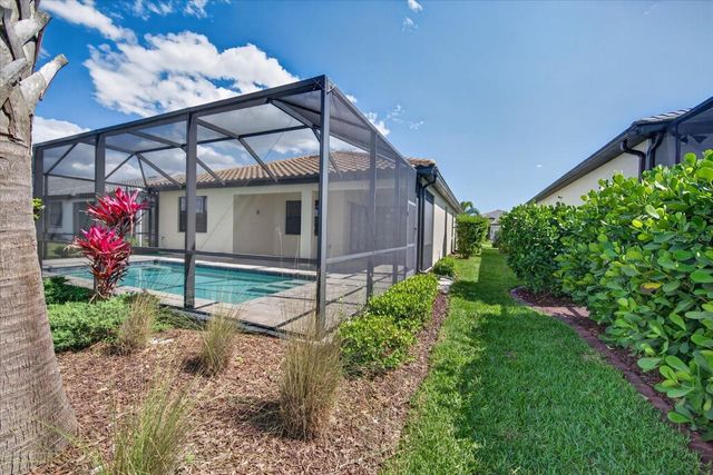18025 HARWICH PLACE, Bradenton, FL 34202