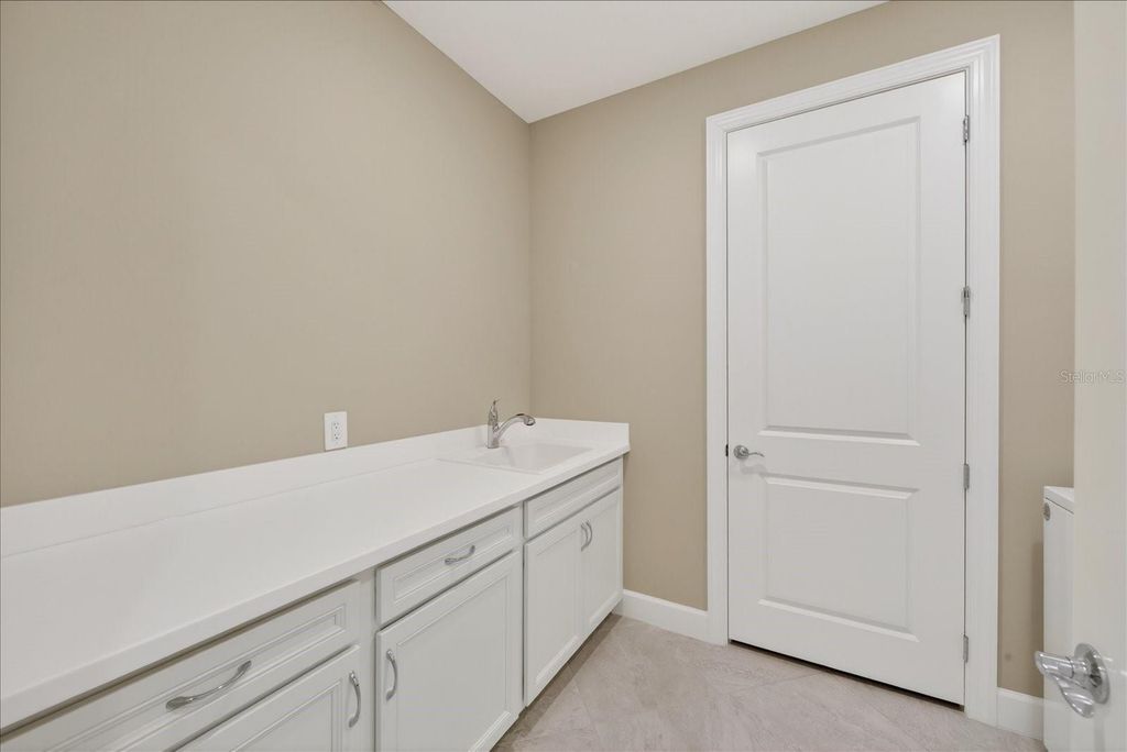 Image 46 of property listing at 18025 HARWICH PLACE, Bradenton, FL 34202
