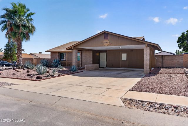 3201 W New Day Terrace, Tucson, AZ 85741