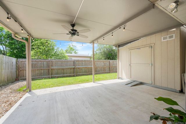11265 Admirable Oaks Ave, Gonzales, LA 70737