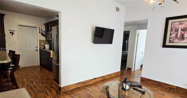 2455 NW 161st St, Miami Gardens, FL 33054