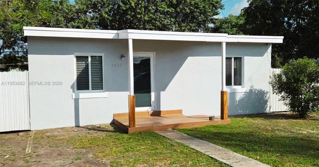 2455 NW 161st St, Miami Gardens, FL 33054