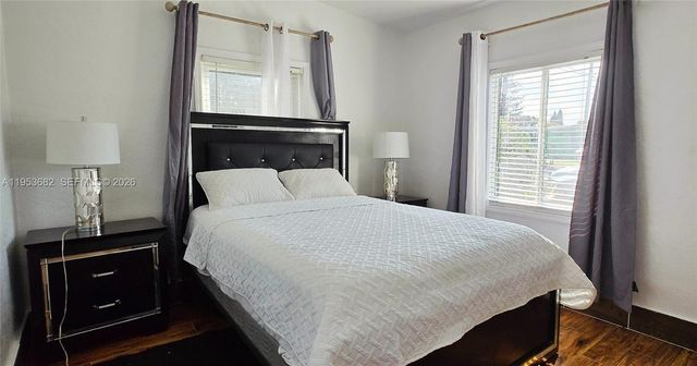 2455 NW 161st St, Miami Gardens, FL 33054