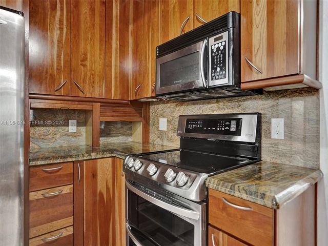 1409 SW 1st Street, Fort Lauderdale, FL 33312