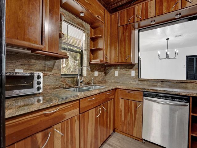 1409 SW 1st Street, Fort Lauderdale, FL 33312