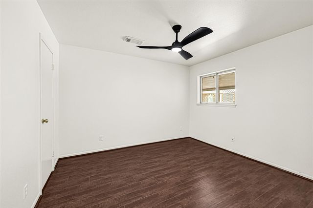 7702 Dashwood Drive, Houston, TX 77036