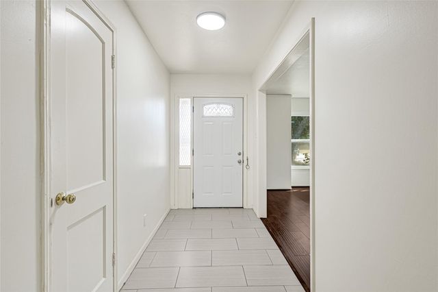 7702 Dashwood Drive, Houston, TX 77036
