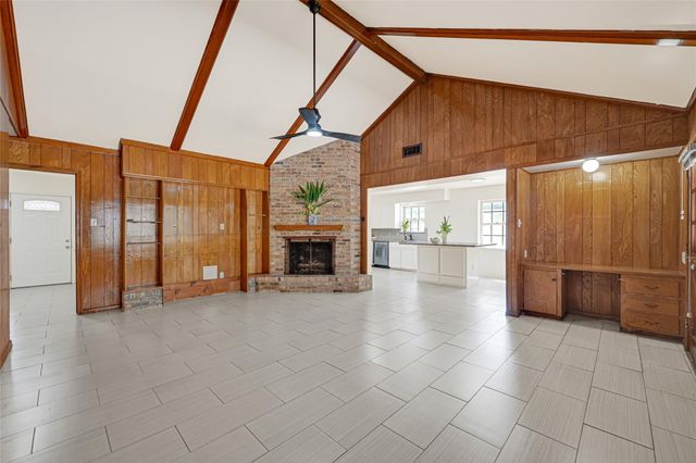 7702 Dashwood Drive, Houston, TX 77036