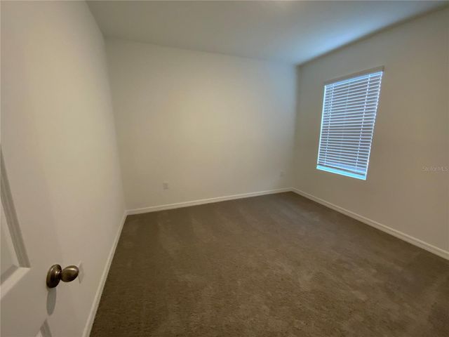 32386 EVENING GROVE CT, Wesley Chapel, FL 33543