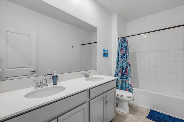 5256 RED CORAL CIRCLE, Mount Dora, FL 32757