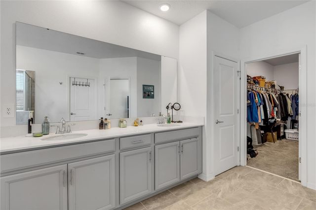 5256 RED CORAL CIRCLE, Mount Dora, FL 32757