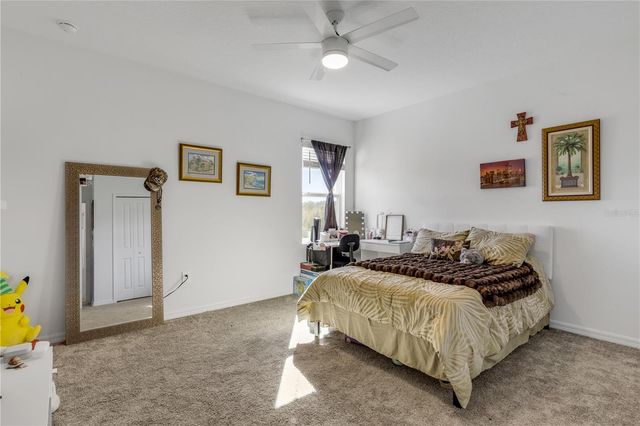 5256 RED CORAL CIRCLE, Mount Dora, FL 32757