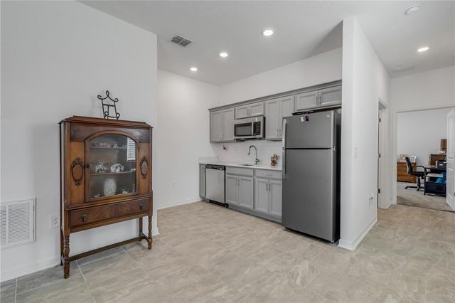 5256 RED CORAL CIRCLE, Mount Dora, FL 32757