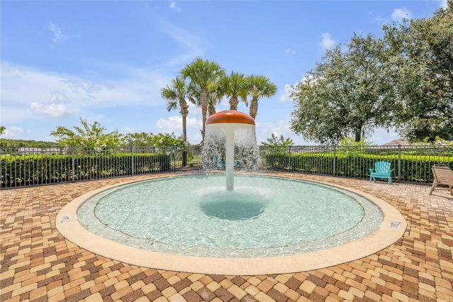 5256 RED CORAL CIRCLE, Mount Dora, FL 32757
