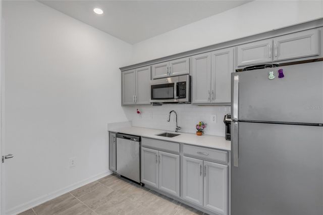 5256 RED CORAL CIRCLE, Mount Dora, FL 32757