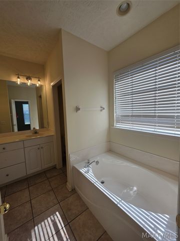 9400 Bristlecone Drive, Montgomery, AL 36117