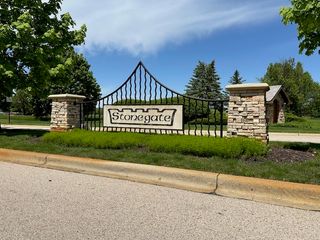 4223 Northgate Drive, Spring Grove, IL 60081