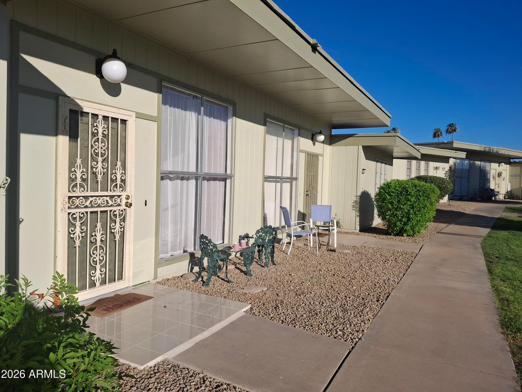 13082 N 100TH Drive N, Sun City, AZ 85351 — photo 2