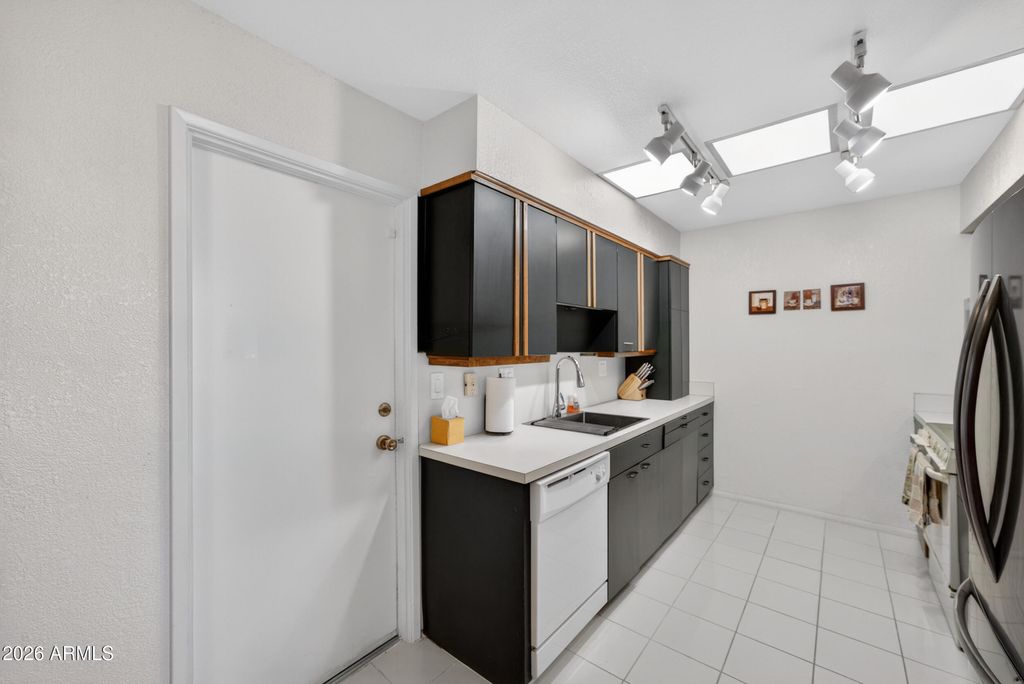 13082 N 100TH Drive N, Sun City, AZ 85351 — photo 4
