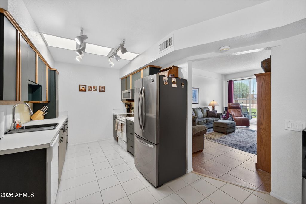 13082 N 100TH Drive N, Sun City, AZ 85351 — photo 5