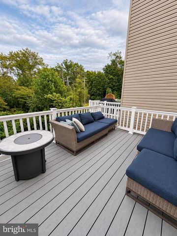 58 PEACOCK CIR, Sewell, NJ 08080