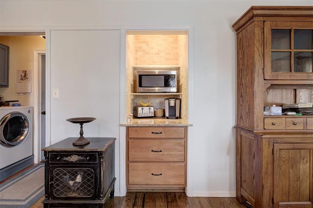 4636 Forest Hills Drive, Noble, OK 73068