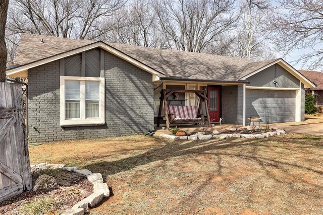 4636 Forest Hills Drive, Noble, OK 73068