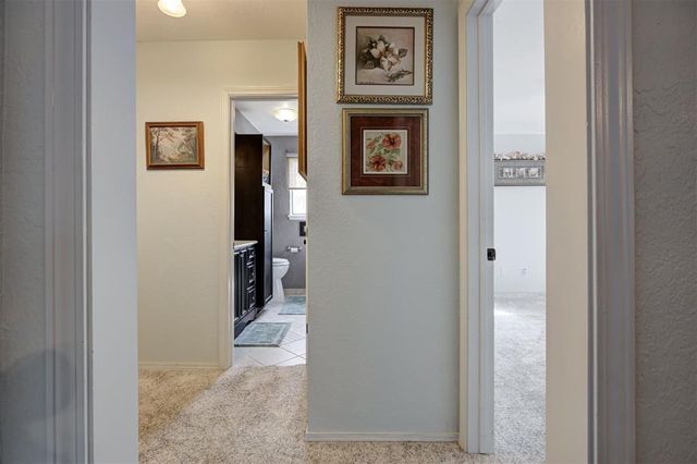 4636 Forest Hills Drive, Noble, OK 73068