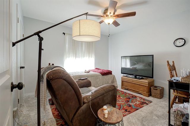 4636 Forest Hills Drive, Noble, OK 73068