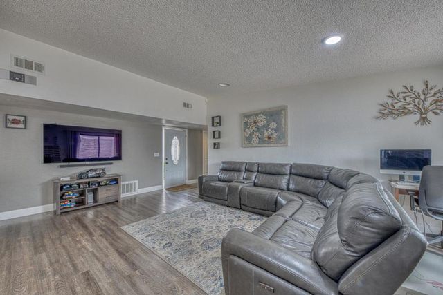 505 Powell Street, Salinas, CA 93907