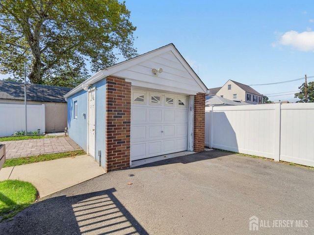 173 Liberty Street, Fords, NJ 08863