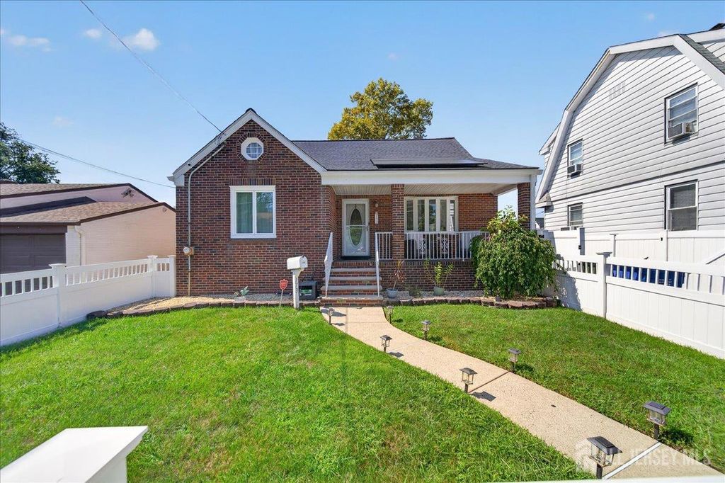 173 Liberty Street, Fords, NJ 08863