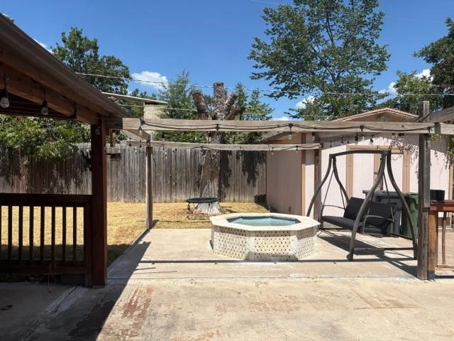 2011 Elmridge Drive, Arlington, TX 76012