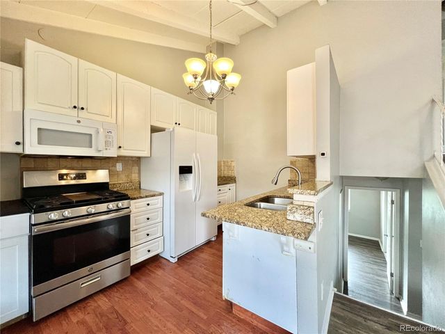 979 S Miller Way, Lakewood, CO 80226