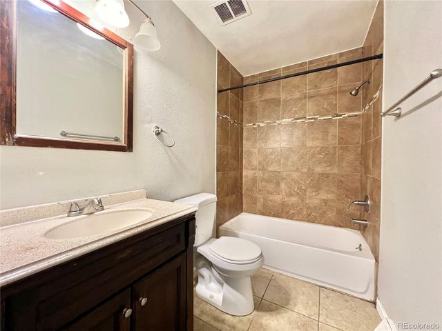 979 S Miller Way, Lakewood, CO 80226