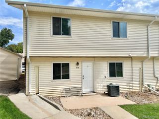 979 S Miller Way, Lakewood, CO 80226