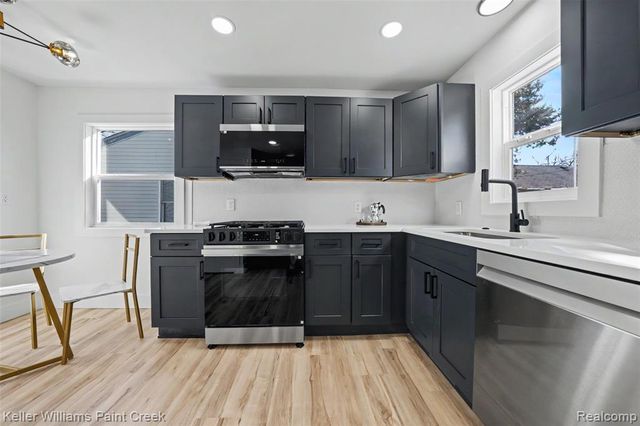 1900 College Street, Ferndale, MI 48220