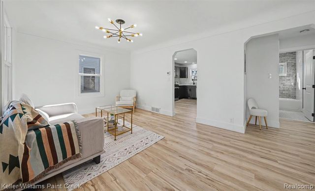 1900 College Street, Ferndale, MI 48220