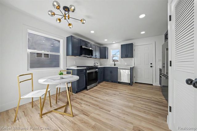 1900 College Street, Ferndale, MI 48220