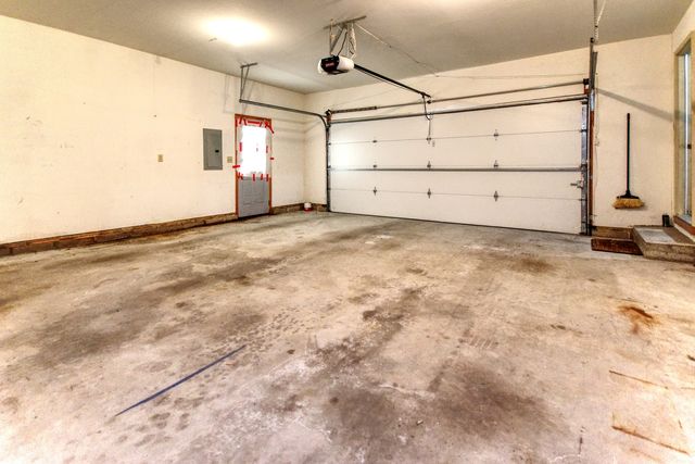 484 W 3rd Street, Braidwood, IL 60408