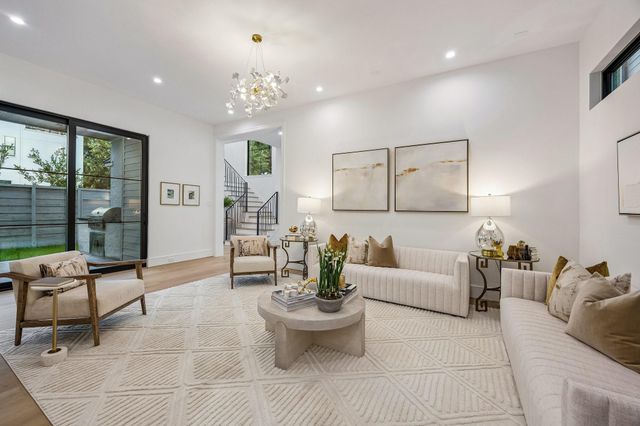 1202 W Drew, Houston, TX 77006