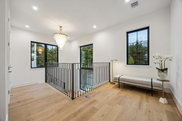 1202 W Drew, Houston, TX 77006