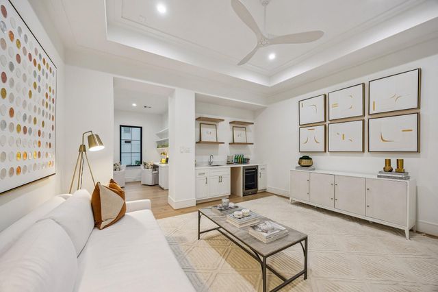 1202 W Drew, Houston, TX 77006